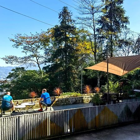 Helen'S Cozy Inn Луншэн Экстерьер фото